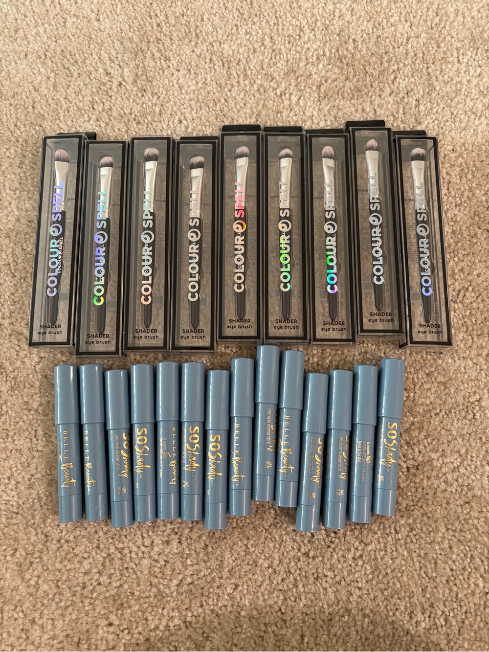 Eyeshadow bundle 23pc nwt